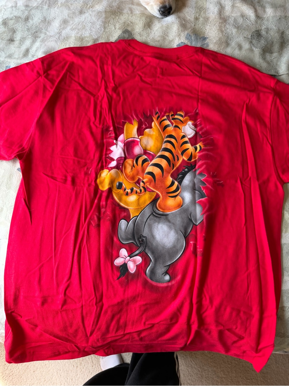 Disney World Winnie the Pooh& Friends  Red Graphic T-Shirt XL - Picture 3 of 3